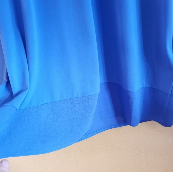 Micheal Kors Ruffle Flutter Sleeve Nautical Blue w Sheer Darker Cobalt Contrast - Picture 2 of 8